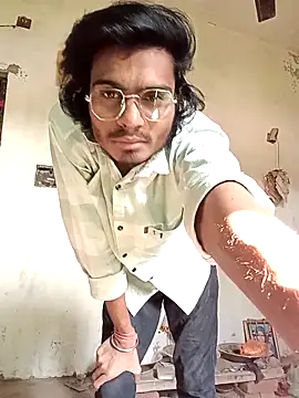 Yash_Sharma18 live sex cam