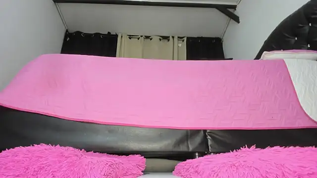 martinaclark's cam snapshot