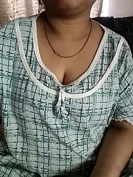 cutesana18 live sex cam