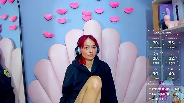 luci_miller's cam snapshot