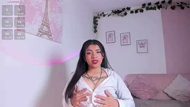 Julie_devani's cam snapshot