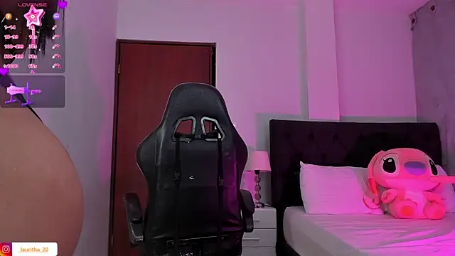 evelyn_23 live sex cam