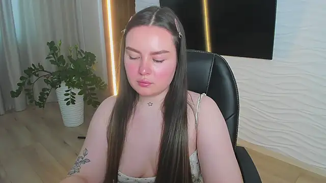 Mia_Milkvey's cam snapshot