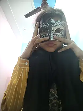 M-Lisha's cam snapshot