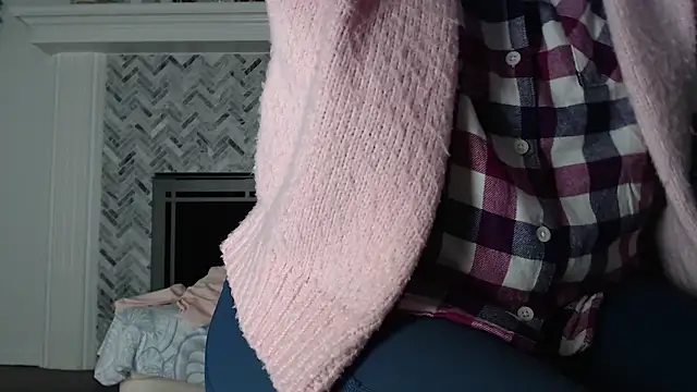 AuroraWillows's cam snapshot