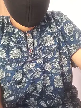 supriyatamil's cam snapshot