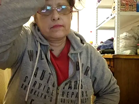 Samantha_Squirt@xh live sex cam