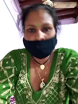 Indian-couple2025's cam snapshot