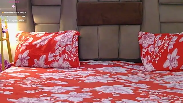 Hey_Jully's cam snapshot