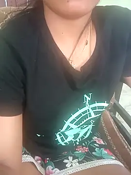 tamil_thaara03's cam snapshot