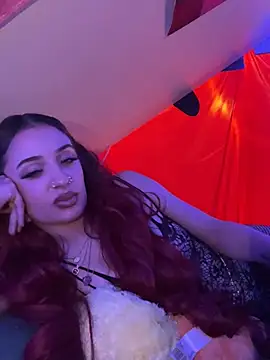 heluvsbabii live sex cam