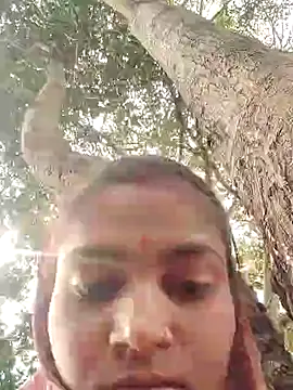 Gungun_thakur's cam snapshot