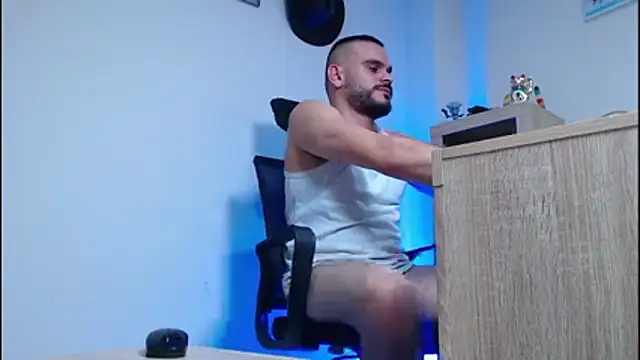 cowboyht live sex cam