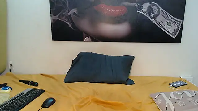 karen-001's cam snapshot