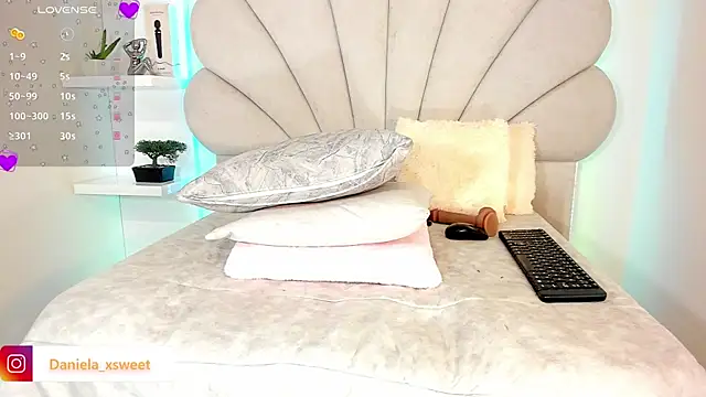 Danielaangelina live sex cam