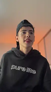 Sebastian_Reed live sex cam