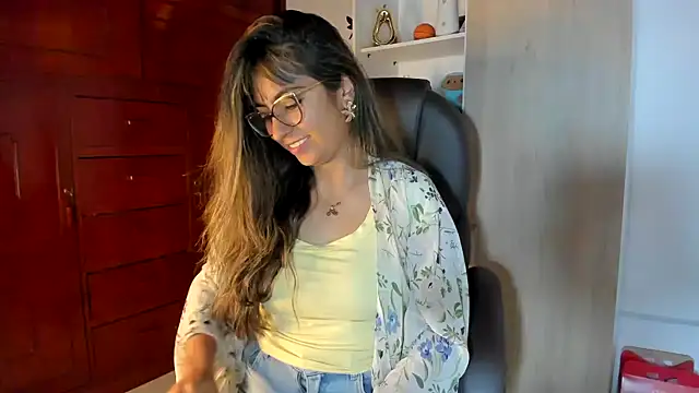 Isabellaa22_1 live sex cam