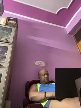 Dick_6inches_Delhi live sex cam