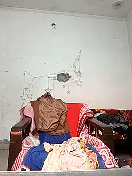 HotAishaa live sex cam