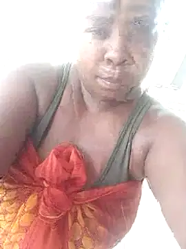 Wetnwildbae's cam snapshot