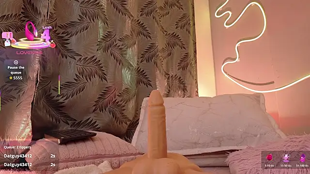 Megan__cole1's cam snapshot