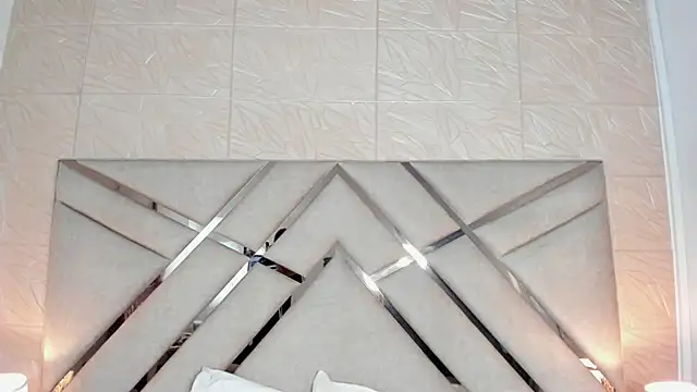 gemma_roberts_'s cam snapshot