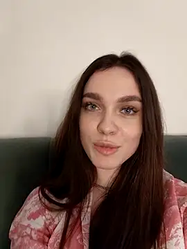 MayaGlow live sex cam