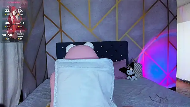 _vaiolet_owo's cam snapshot