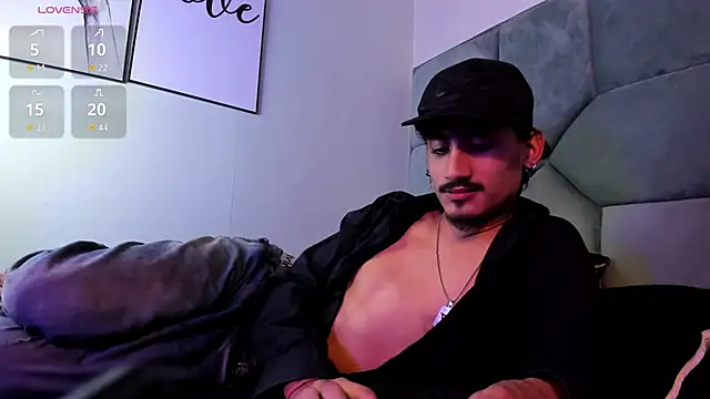 Mr_Strike live sex cam