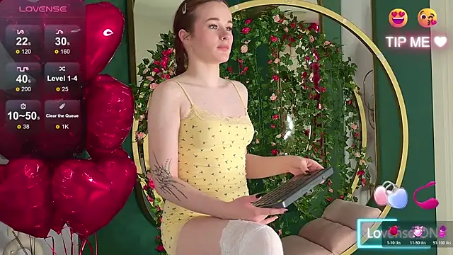 Abigail_Forland's cam snapshot