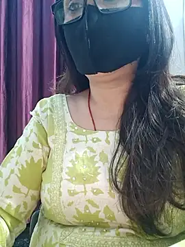 Aishwaryaa_69 live sex cam