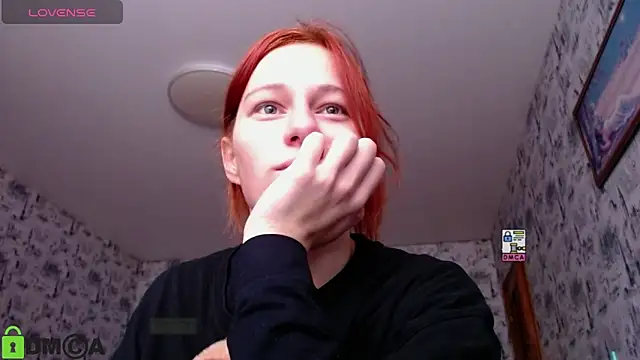 Lily_Viola's cam snapshot