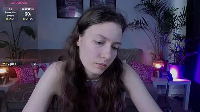 VioletaBloom's cam snapshot