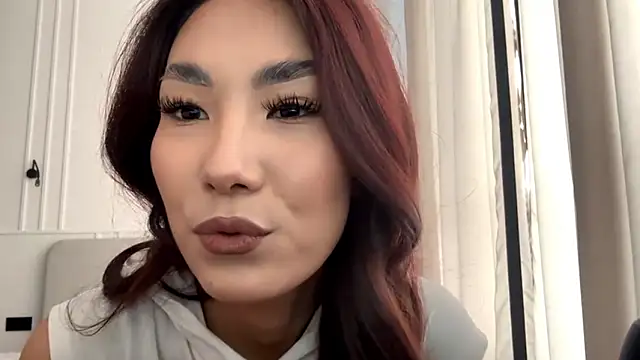 ElenorSaggese's cam snapshot