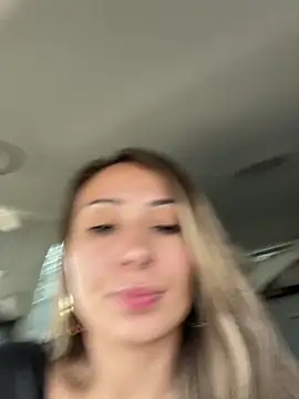 Wonder_Kari live sex cam