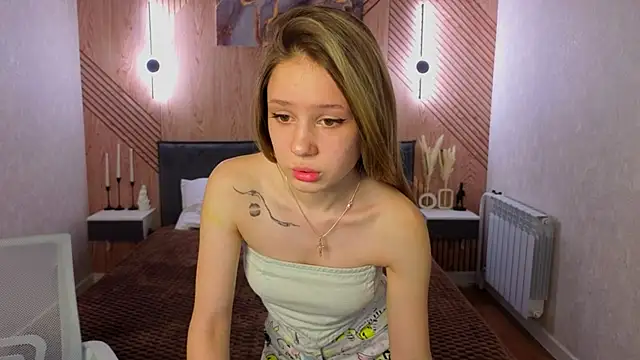 Mini_Allice's cam snapshot