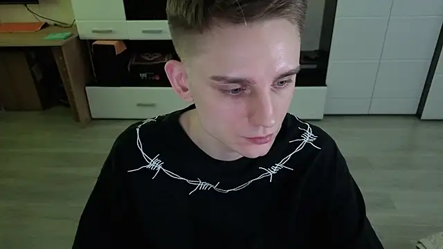 angryzan's cam snapshot