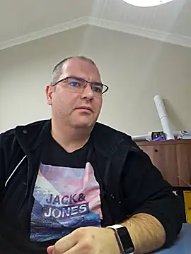 Andrew1900529 live sex cam