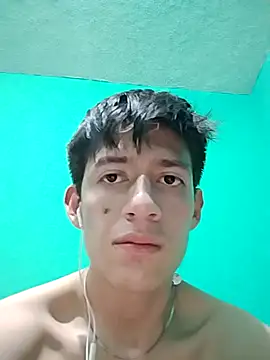 Alex30ct's cam snapshot