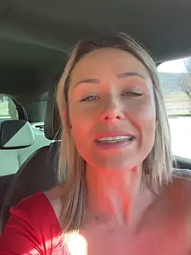 petrouchkaaa_ live sex cam