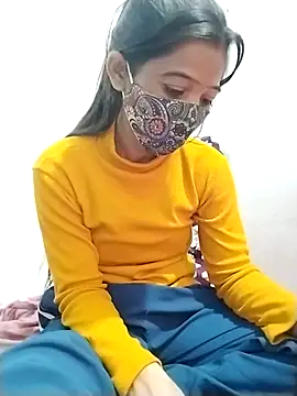 Cute-Naavya's cam snapshot