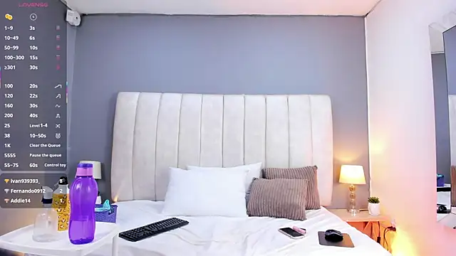 Lia_Violeta's cam snapshot