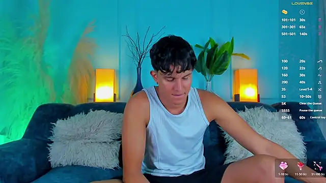 Leo_Savage_ live sex cam
