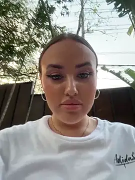 KiraSunshine's cam snapshot