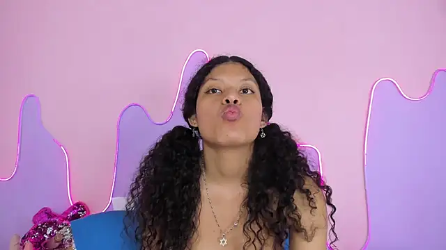 Mingie_Rouse live sex cam