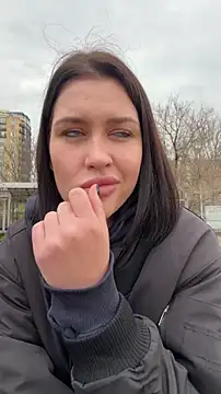 KikiWatson live sex cam