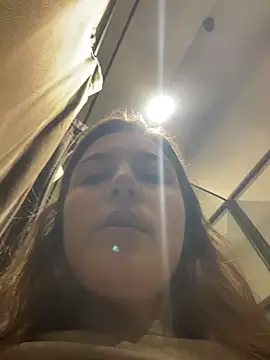 kate_nicepops999114's cam snapshot