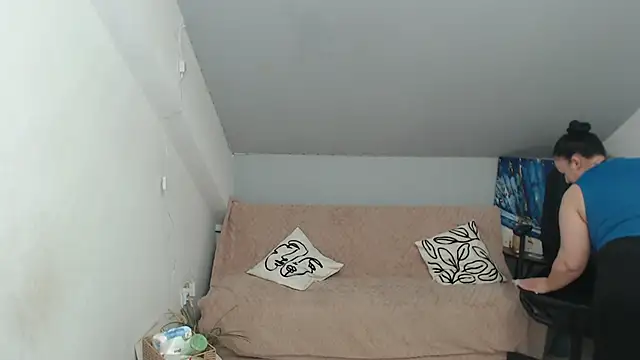 BrendaSkye's cam snapshot