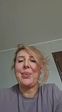 MariaRichi_'s cam snapshot