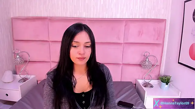HannaTaylor's cam snapshot